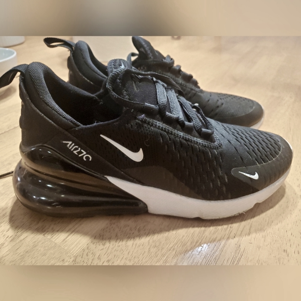 Nike Air Max 270